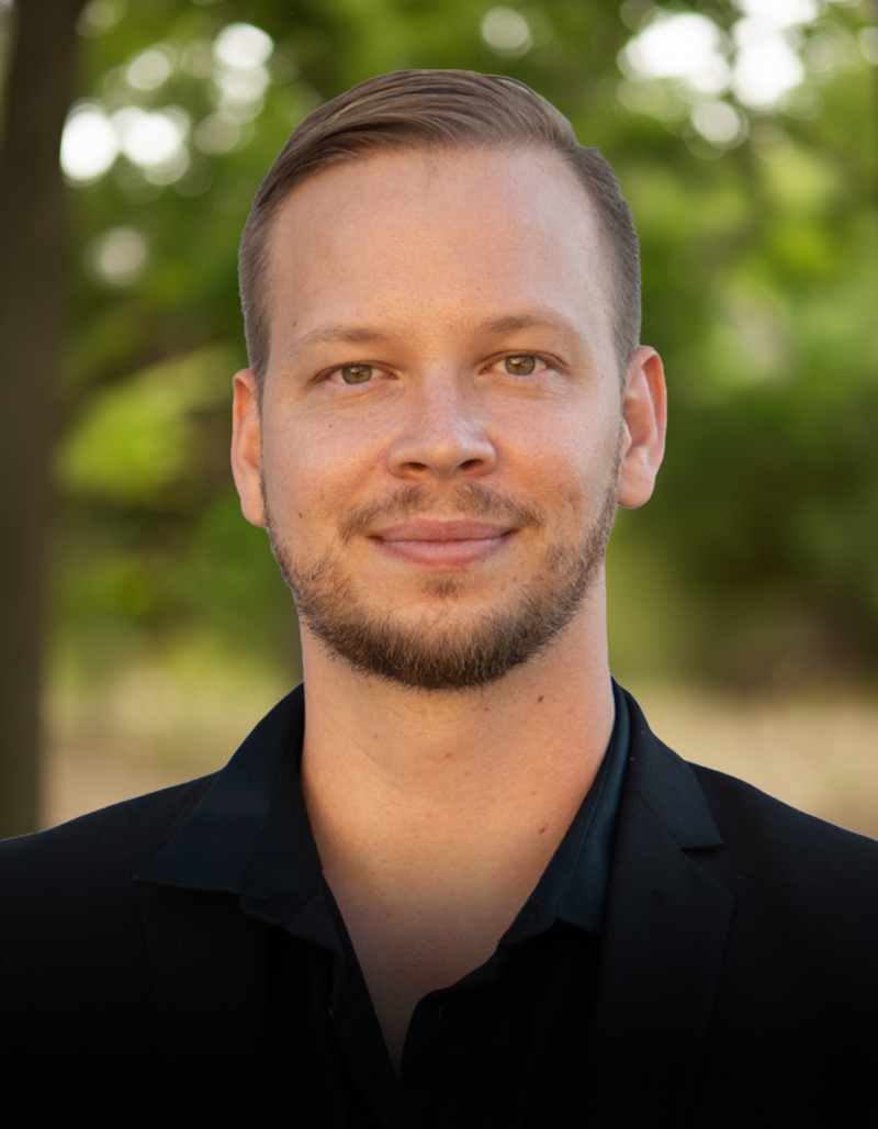 Aleks Mazurov<br><i>Project Accountant</i>