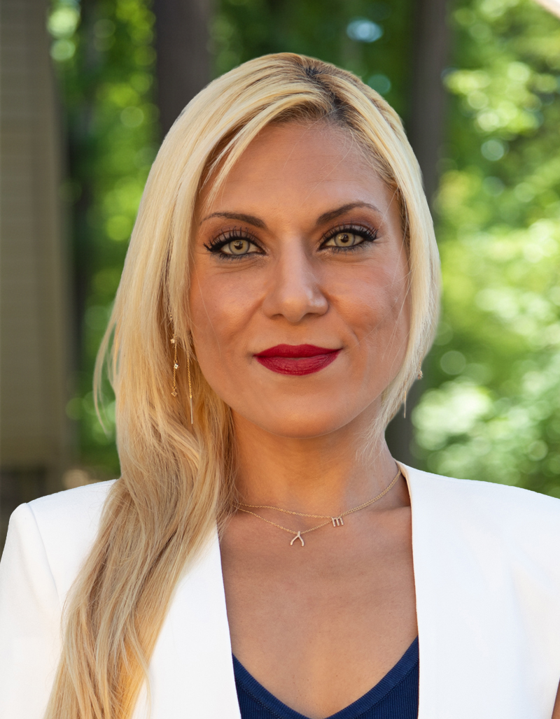 Maryam Royaei<br><i>Corporate Controller</i>