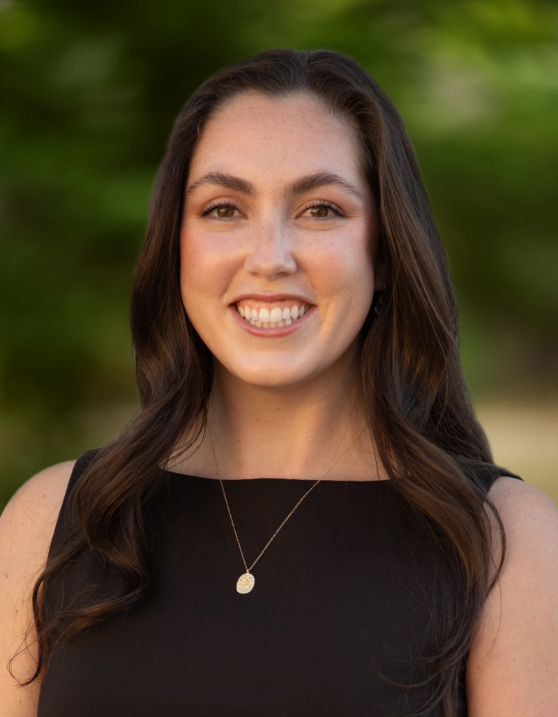 Natalie Olmos, CCIM<br><i>Senior Associate, Investor Relations & Communications</i>